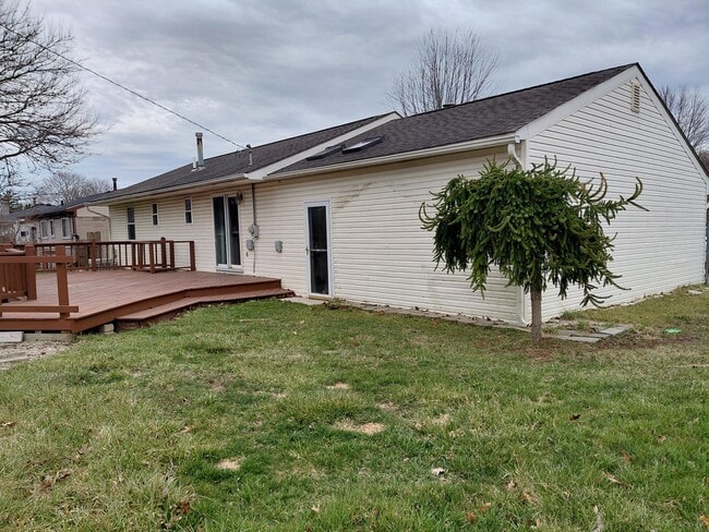 Building Photo - 33890 Hunter Ave