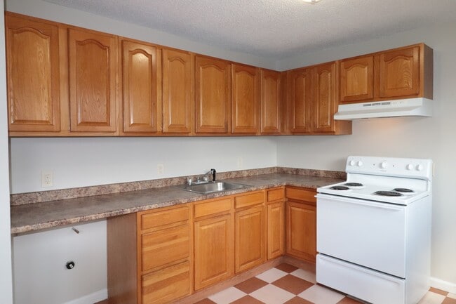 Building Photo - Gorgeous single-family Home