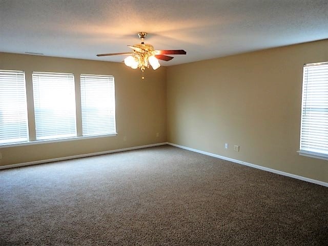 Building Photo - 13898 Meadow Lake Dr