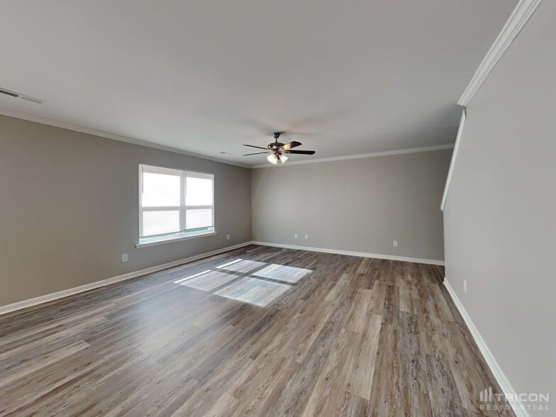 Building Photo - 105 Nora Dr