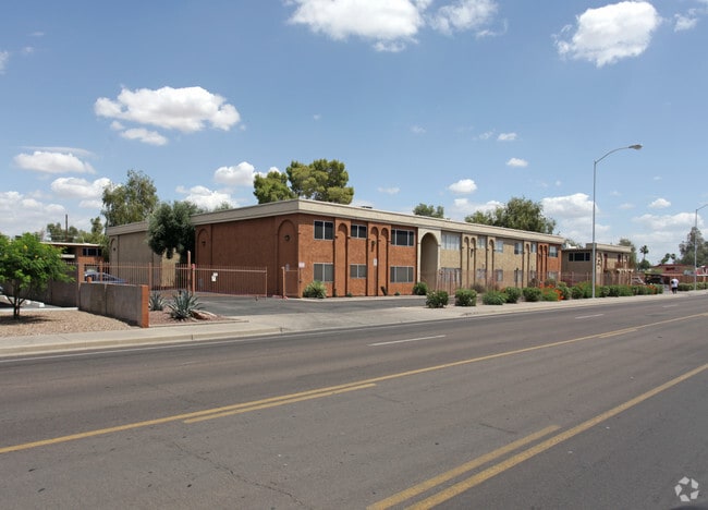 Primary Photo - Concorde Condominiums