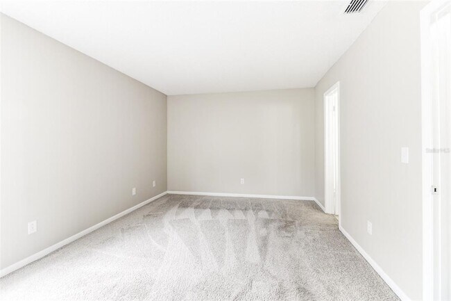 Building Photo - 10315 Fernbrook Ln