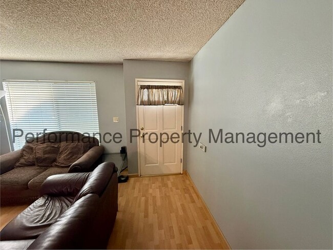 Building Photo - Stunning 3 Bed/2 Bath Home w/ ADU, Solar & $0 Deposit Option