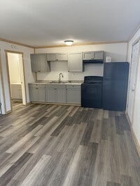 Building Photo - 2881 Elvira Ave