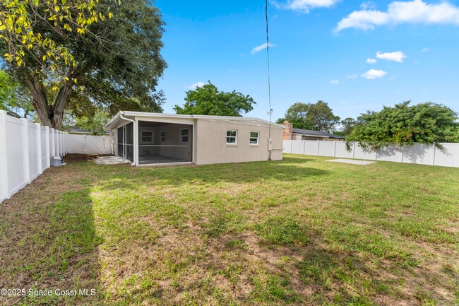 Building Photo - 34 W Azalea Cir