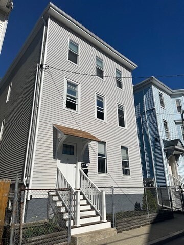 Primary Photo - 6 Porter St