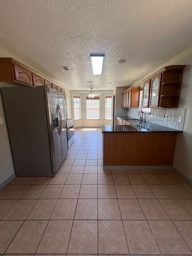Building Photo - 3709 Benjamin Davis Dr