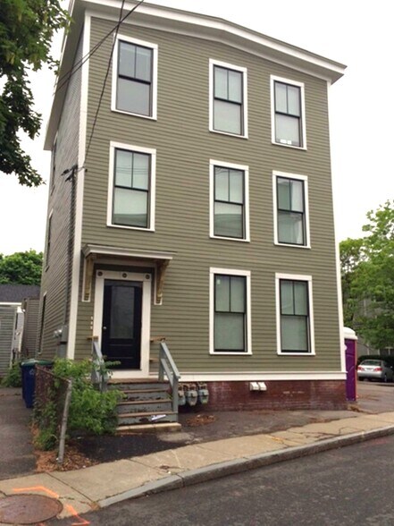 Building Photo - 43 Kent St
