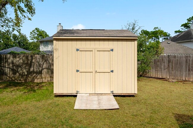 Building Photo - 1505 Hickory Ct