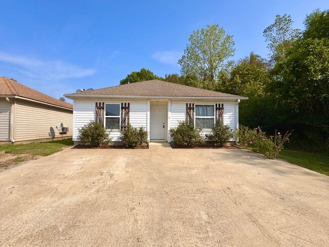 Building Photo - All Electric 2/2 Patio Home in Sulphur Rock