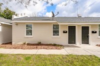 Building Photo - Vouchers Accepted!!! 2 Bedroom