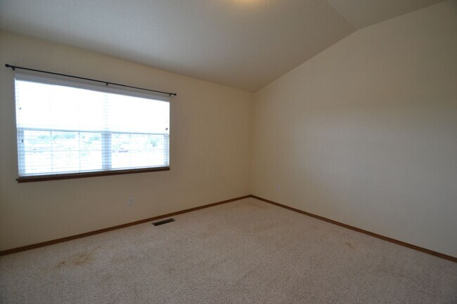 Building Photo - Indigo Ranch 5 Bedroom w/AC!
