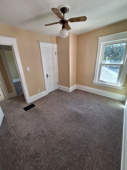 Bedroom 3 - 1744 Park Ave