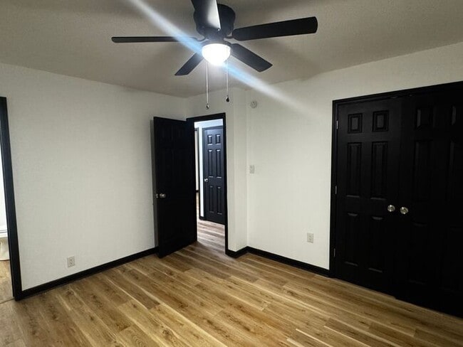 Building Photo - Updated 4 Bedroom Ranch in Established Nei...