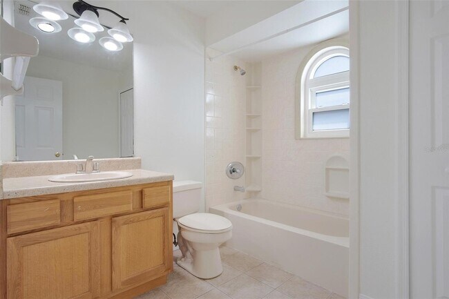Building Photo - 12661 Enclave Dr
