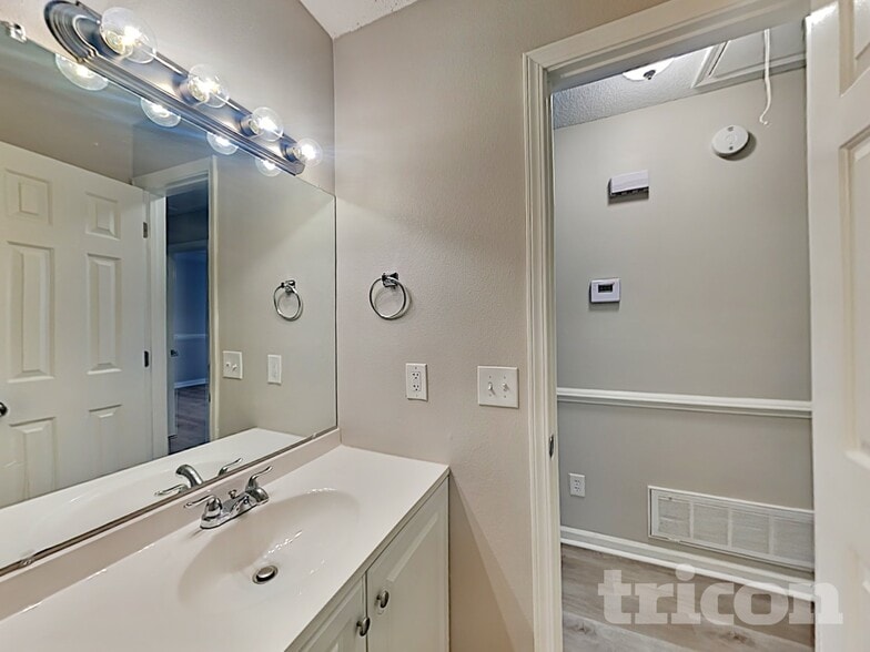 Building Photo - 117 Dean Crest Rd