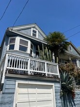 Building Photo - 76 Latona St