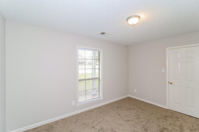 Building Photo - 7257 Nautical Cove