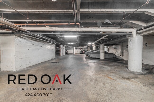 Building Photo - 535 S Gramercy Pl