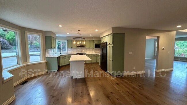 Building Photo - 25130 Rancho Lobo Ct