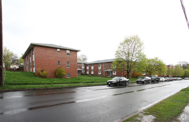 Street View - Willow Brook Apartments