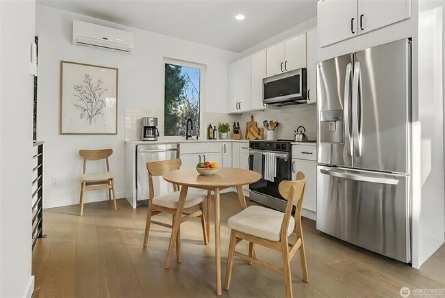Building Photo - 3448 NW 65th St