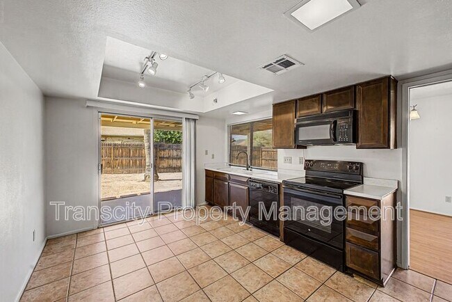 Building Photo - 12224 N 26th St
