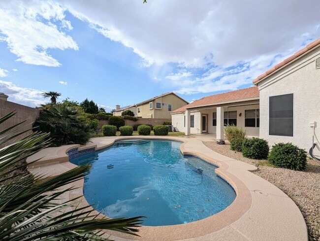 Building Photo - 12417 W Encanto Blvd