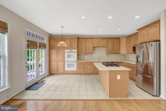 Building Photo - 2451 Silk Ct