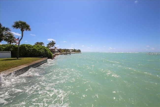 Building Photo - TURNKEY FURNISHED WATERFRONT RENTAL – Live the Island Life on Siesta Key