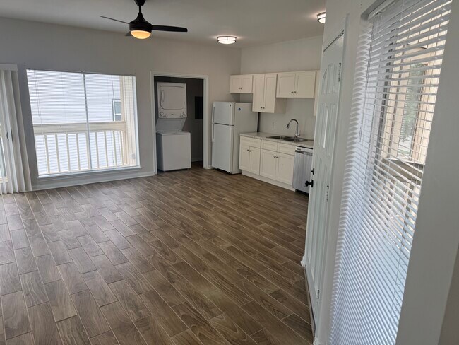 Building Photo - April Villas Triplex