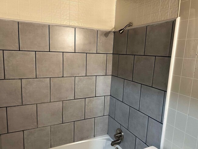 Building Photo - 3-Bedroom Home with Large Yard – Close to ...