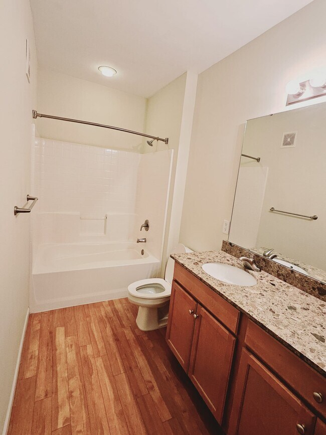 Building Photo - 1270 Strassner Dr