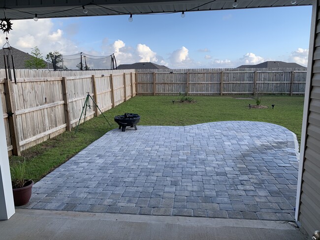Building Photo - 5240 Peach Dr
