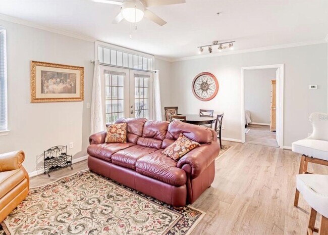 Building Photo - 700 Siena Palm Dr