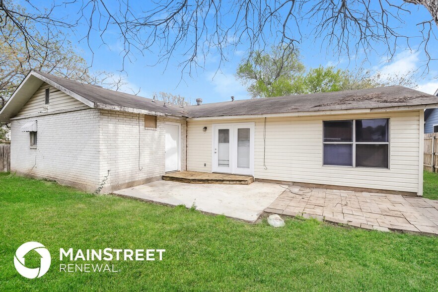 Building Photo - 12427 Constitution Dr