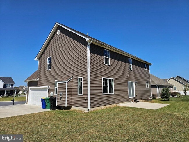 Building Photo - 83 Cherry Blossom Ct
