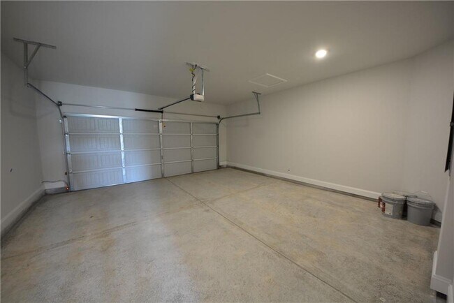 Building Photo - 1484 Sunny Vly Ln