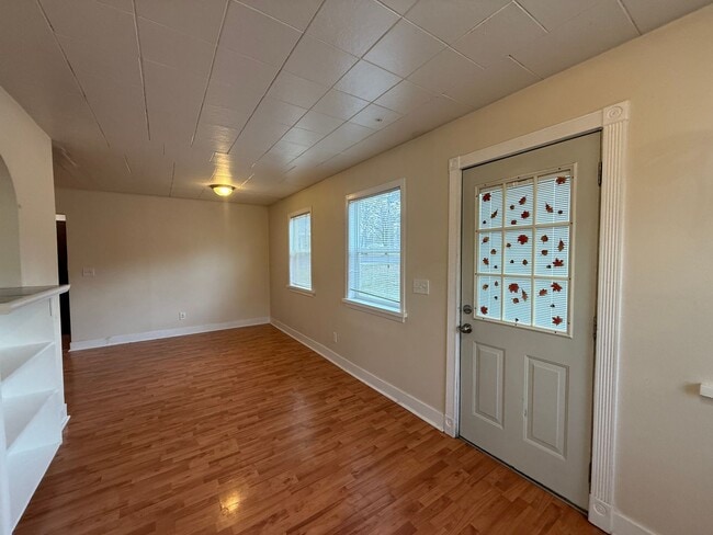 Building Photo - 2bd 1bth Home For Rent in Cheney