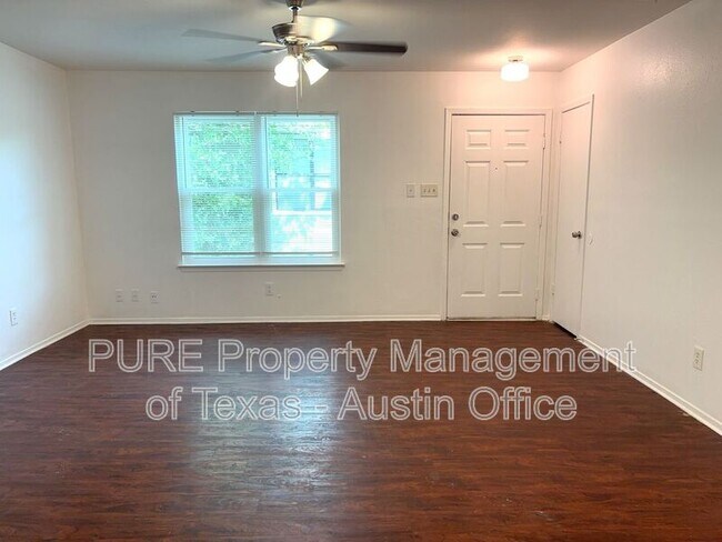 Building Photo - 16005 Stoneham Cir