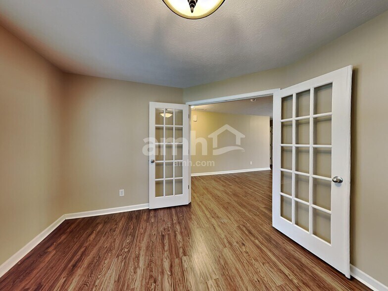 Building Photo - 1230 Highland Lake Way