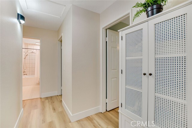 Building Photo - 3501 N Tamarind Ave
