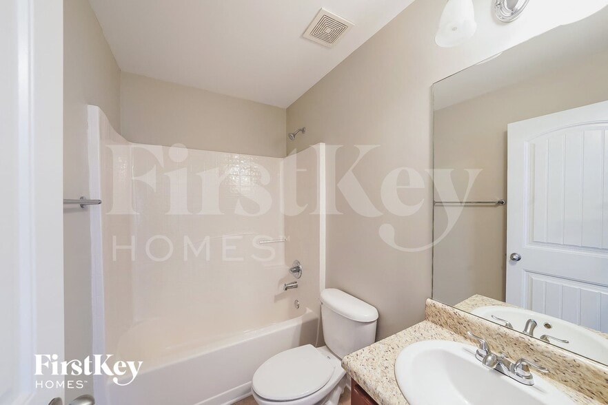 Building Photo - 145 Briar Ridge Ln