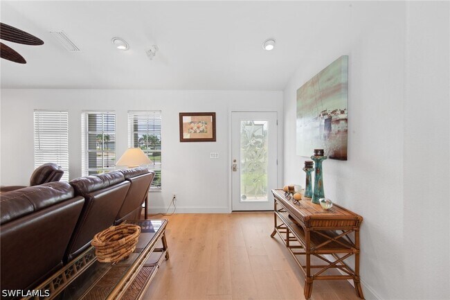 Building Photo - 170 SW 52nd St