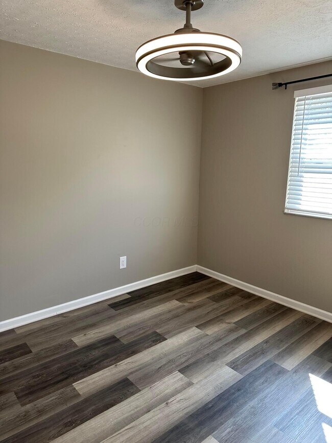 Building Photo - 7806 Barkwood Dr