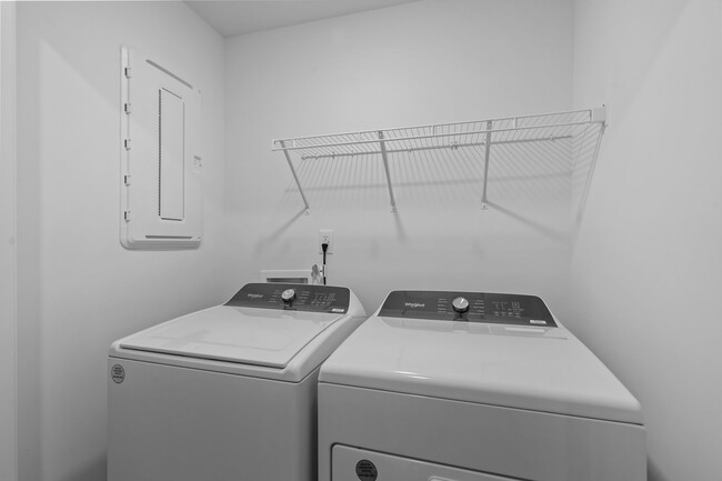 Building Photo - 2130 Rockface Wy