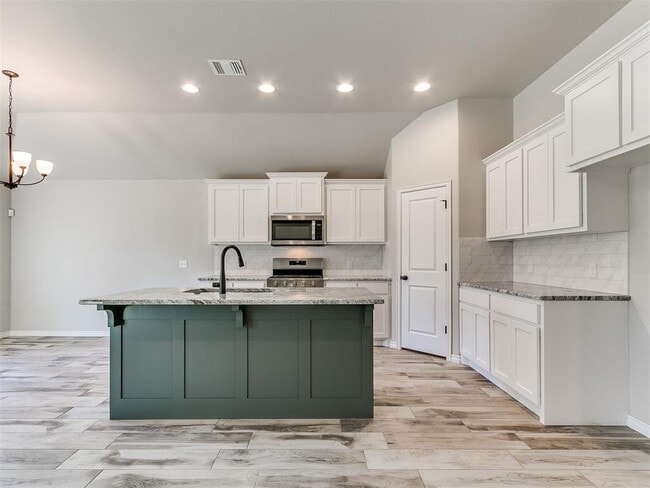 Building Photo - 12028 Rockbed Dr