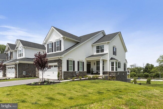 Building Photo - 3701 Parris Blvd