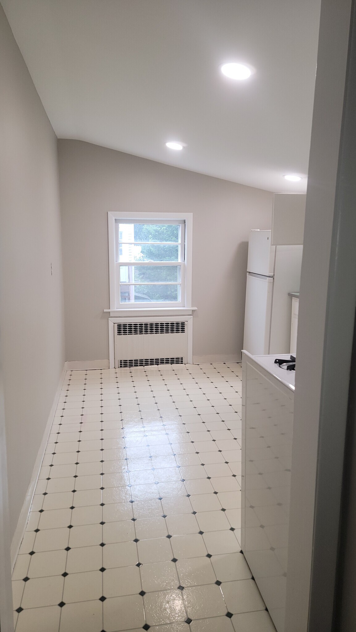 Kitchen - 30 Leuvine St