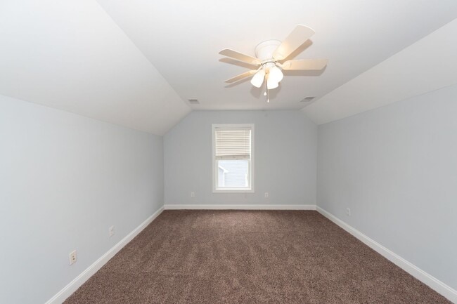Building Photo - 4 Bedroom, 2.5 Bathroom Home in Reminisce ...